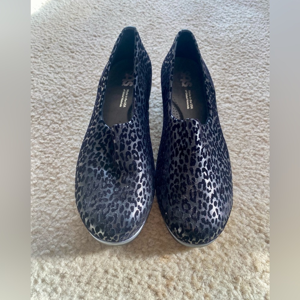 SAS. Slipons.